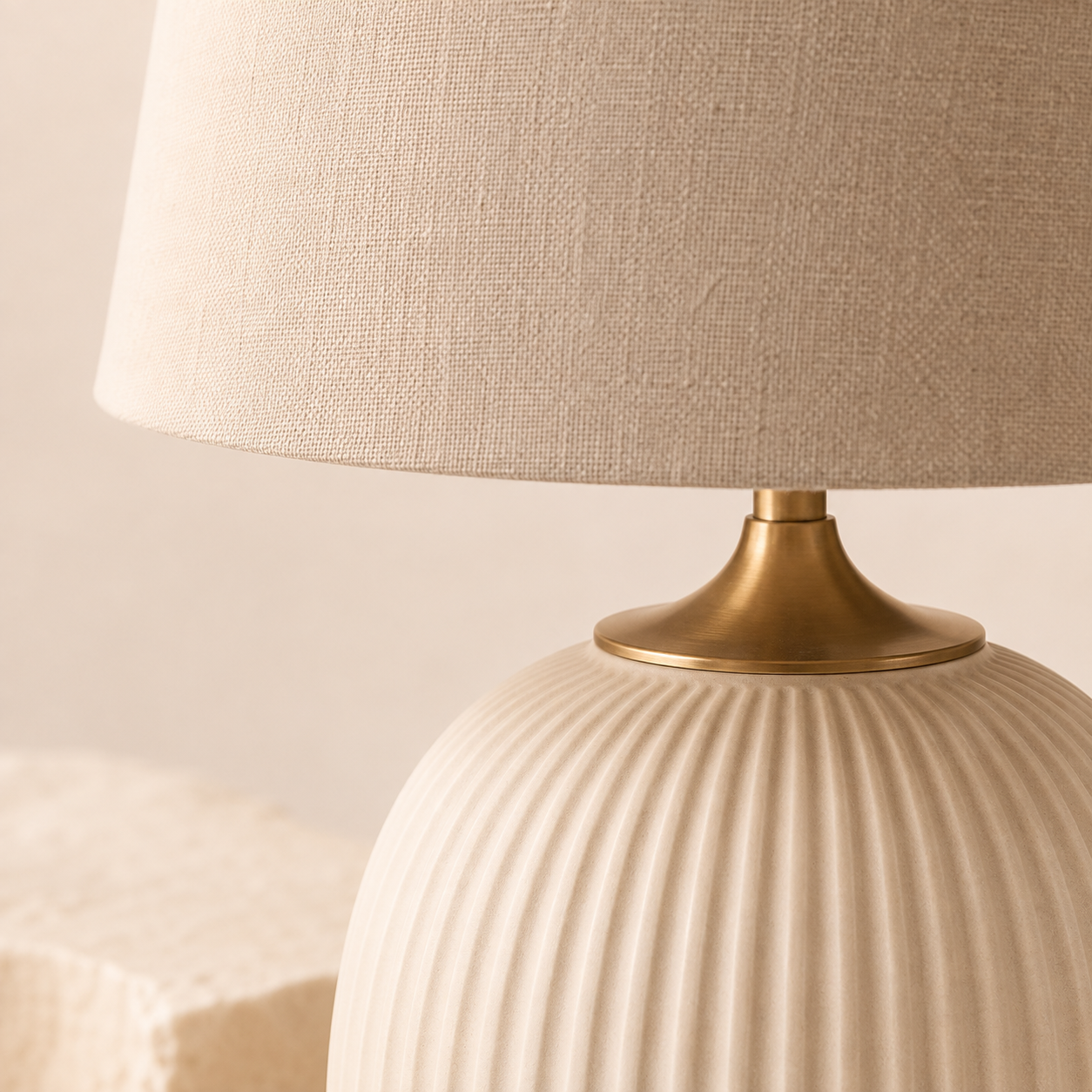 Ivanoir Elara Fluted Ambient Table Lamp